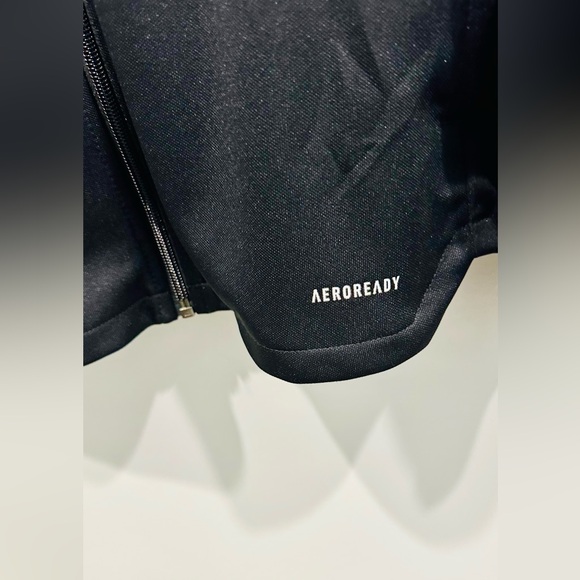 Boys adidas Jacket - Picture 6 of 6